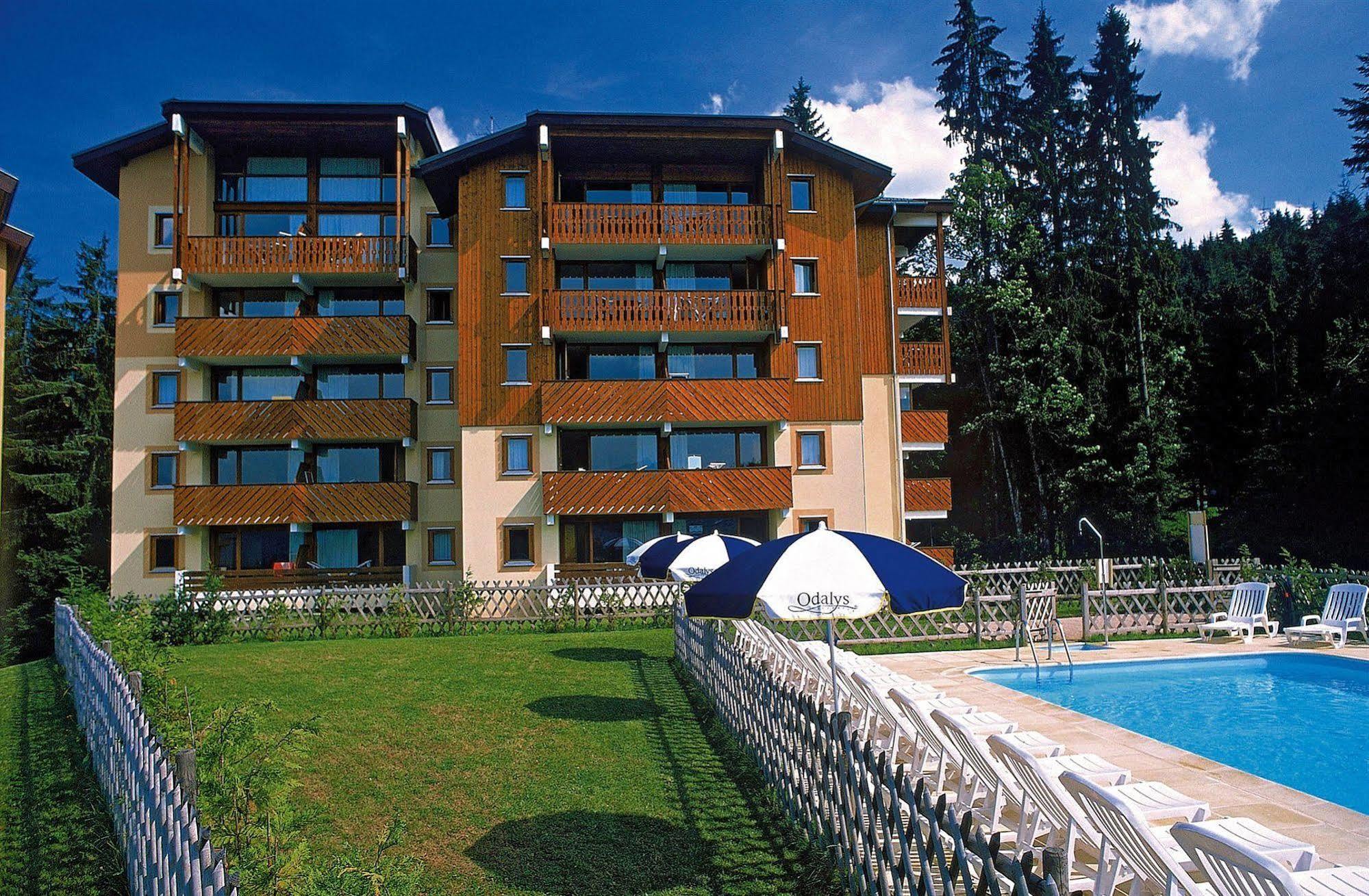 Residence Odalys Le Buet Morillon Exterior foto